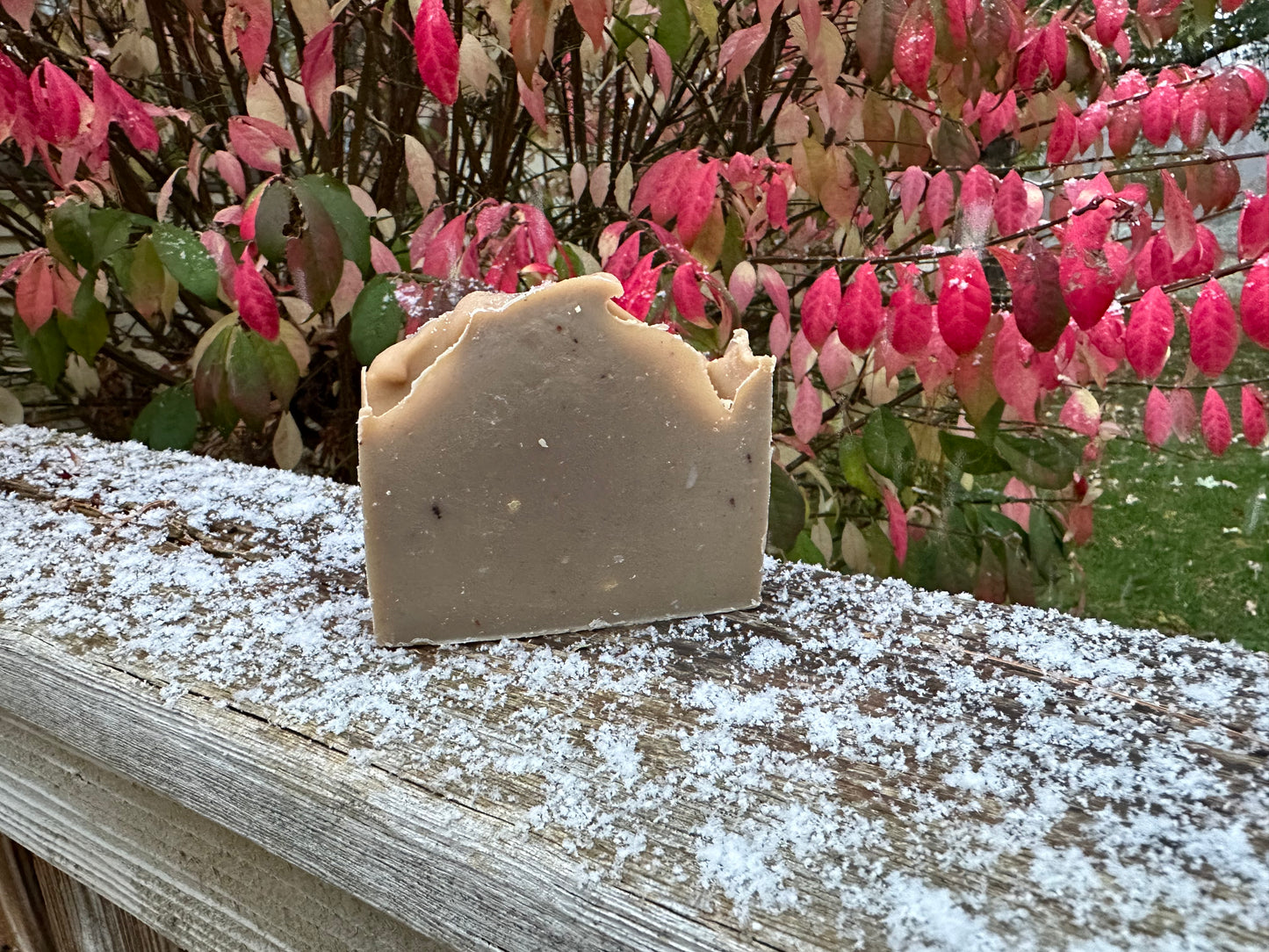 Mulberry & Mistletoe Bar